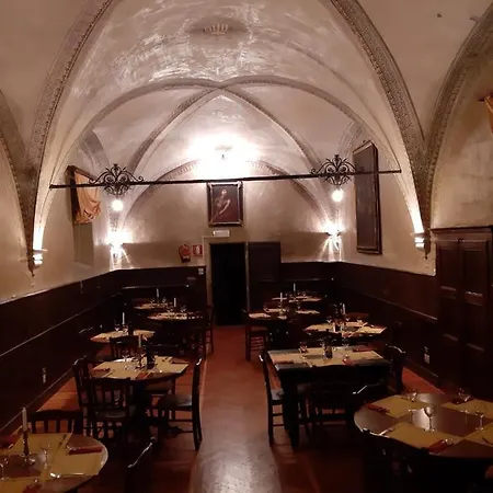 La Casa Del Pellegrino Hotel Varallo